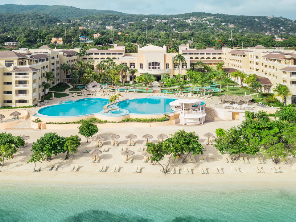 Iberostar Hoteles frente a la playa